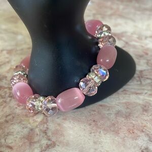 EUC~Woman’s Pink Rhinestone And Beaded Stretch Bracelet